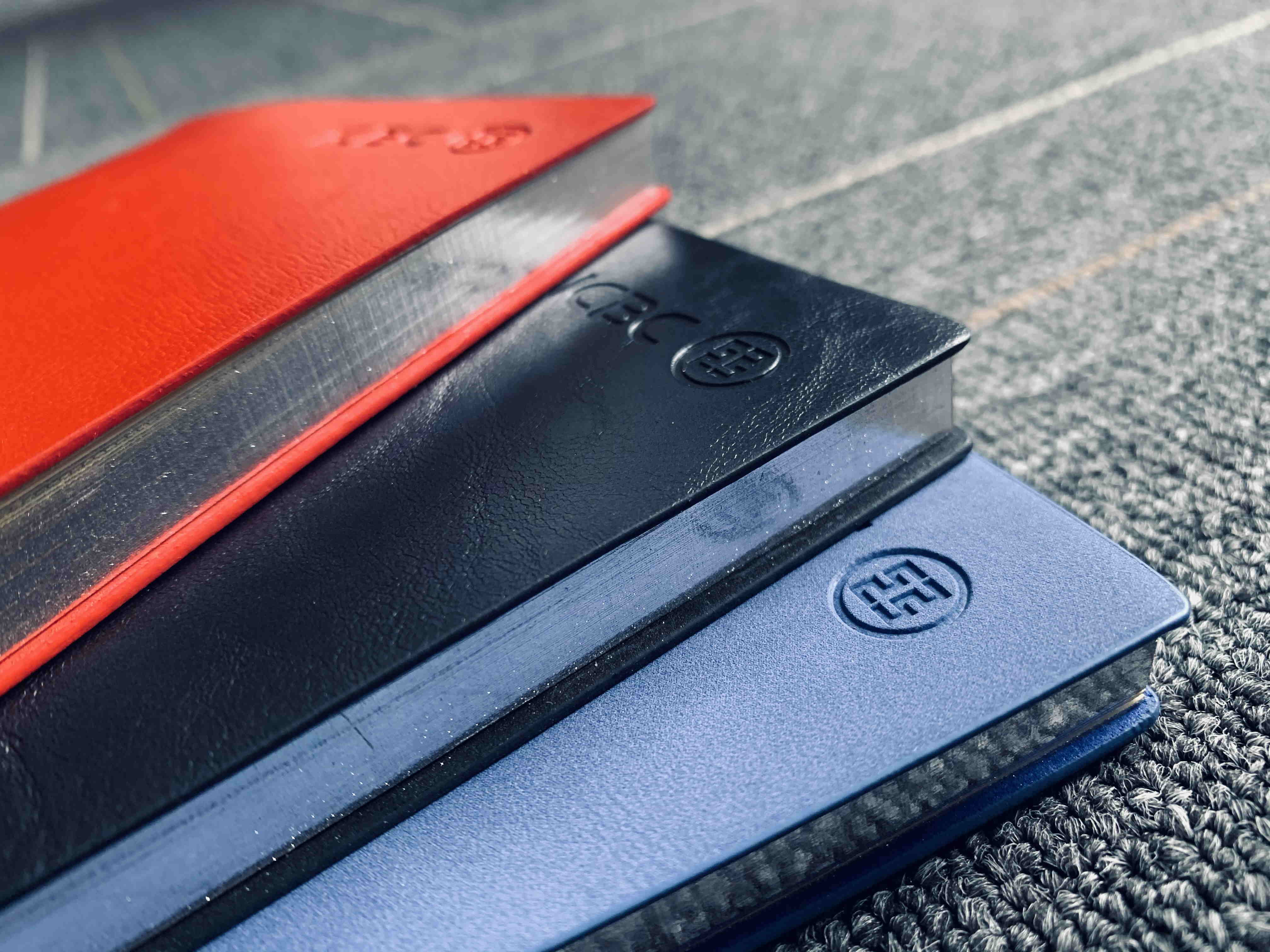 上海印刷厂选型指南:2025年企业采购决策的底层逻辑(图1) 笔记本印刷.jpg